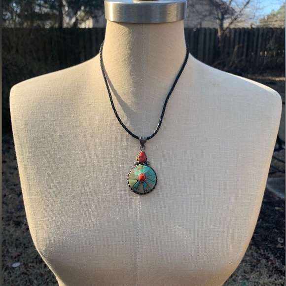 Handmade Turquoise and Sterling Silver UFO necklace - Picture 11 of 15